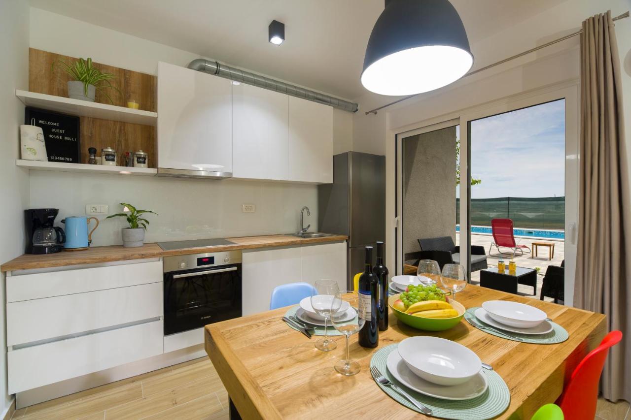 Apartments Bulli 特罗吉尔 外观 照片