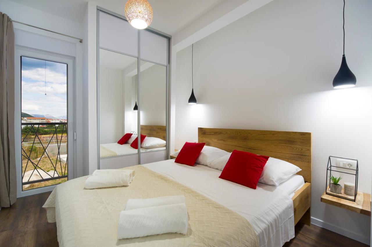 Apartments Bulli 特罗吉尔 外观 照片