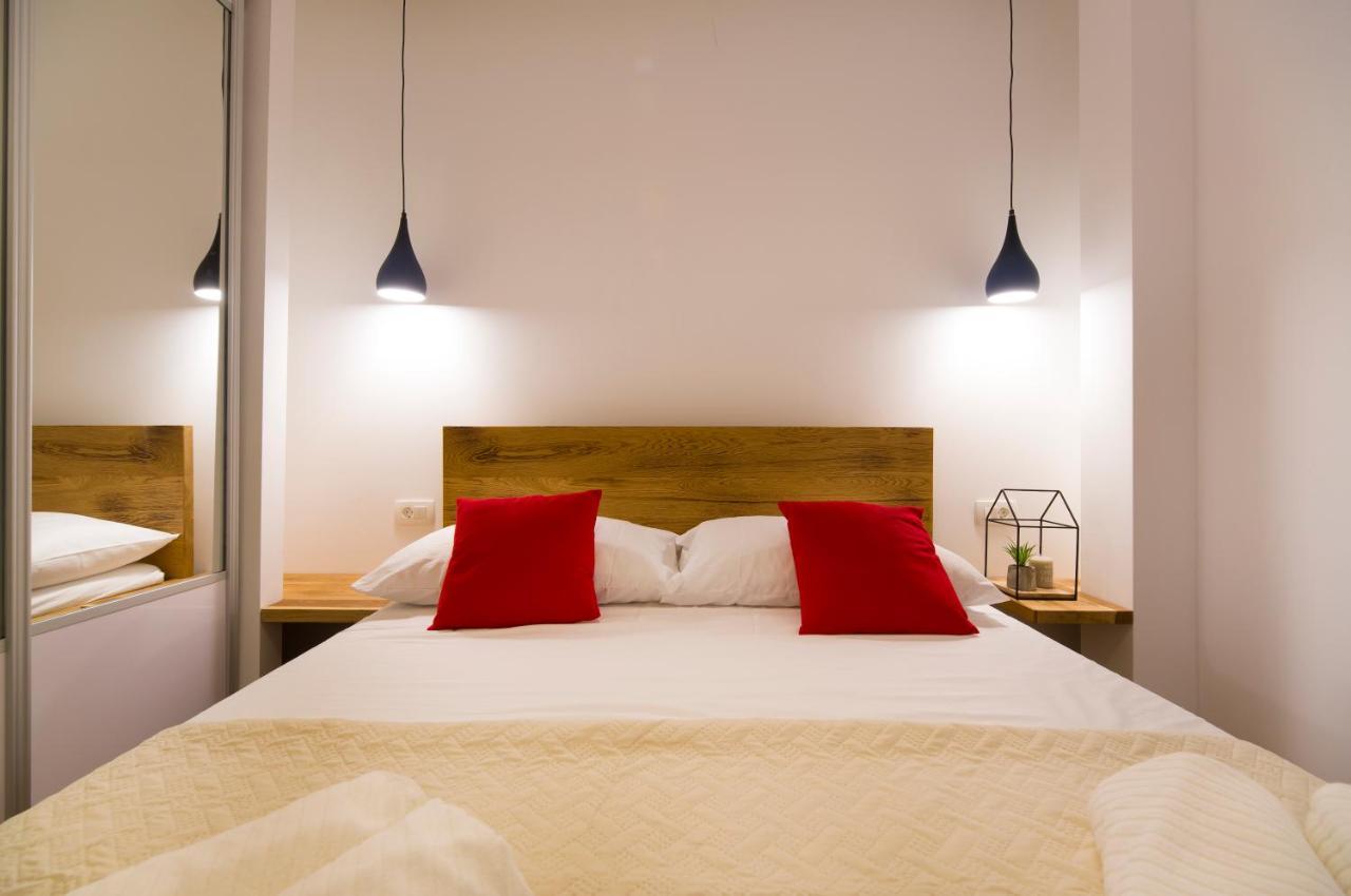 Apartments Bulli 特罗吉尔 外观 照片