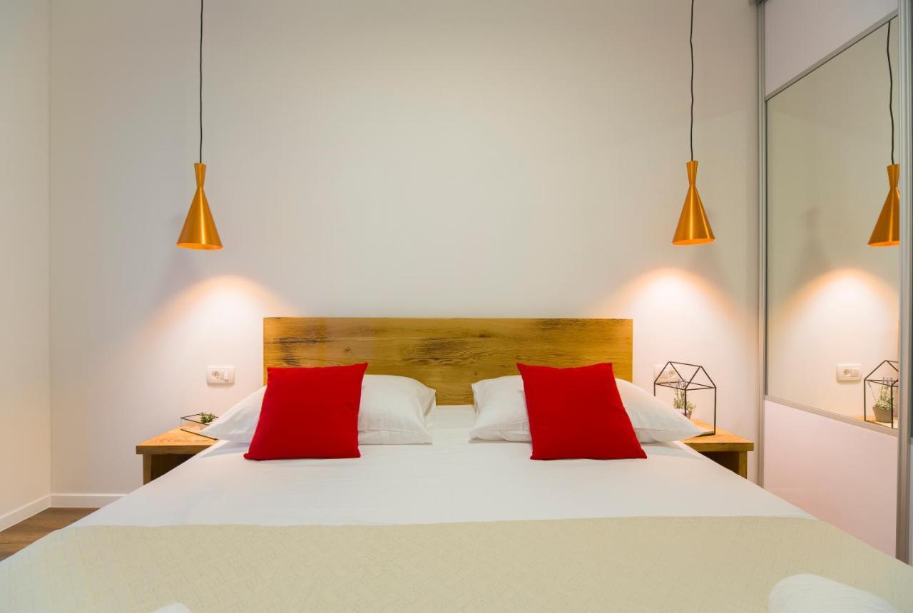 Apartments Bulli 特罗吉尔 外观 照片