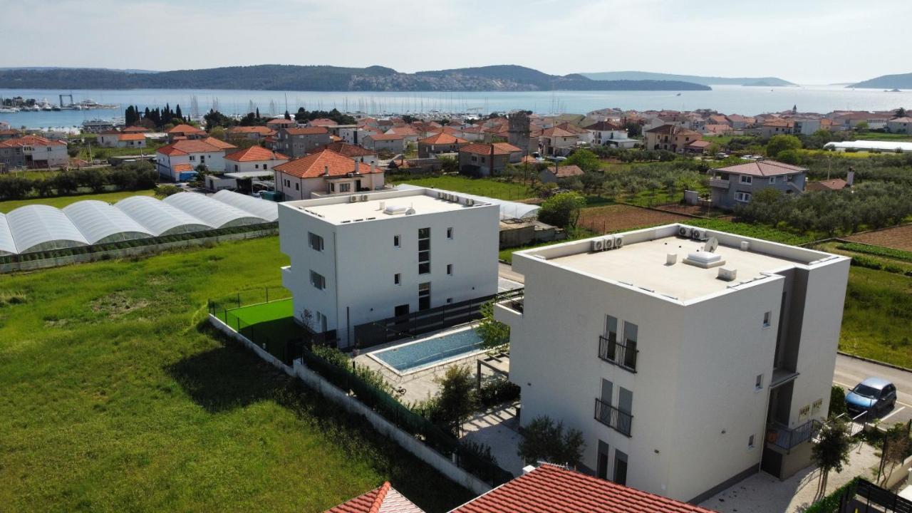 Apartments Bulli 特罗吉尔 外观 照片